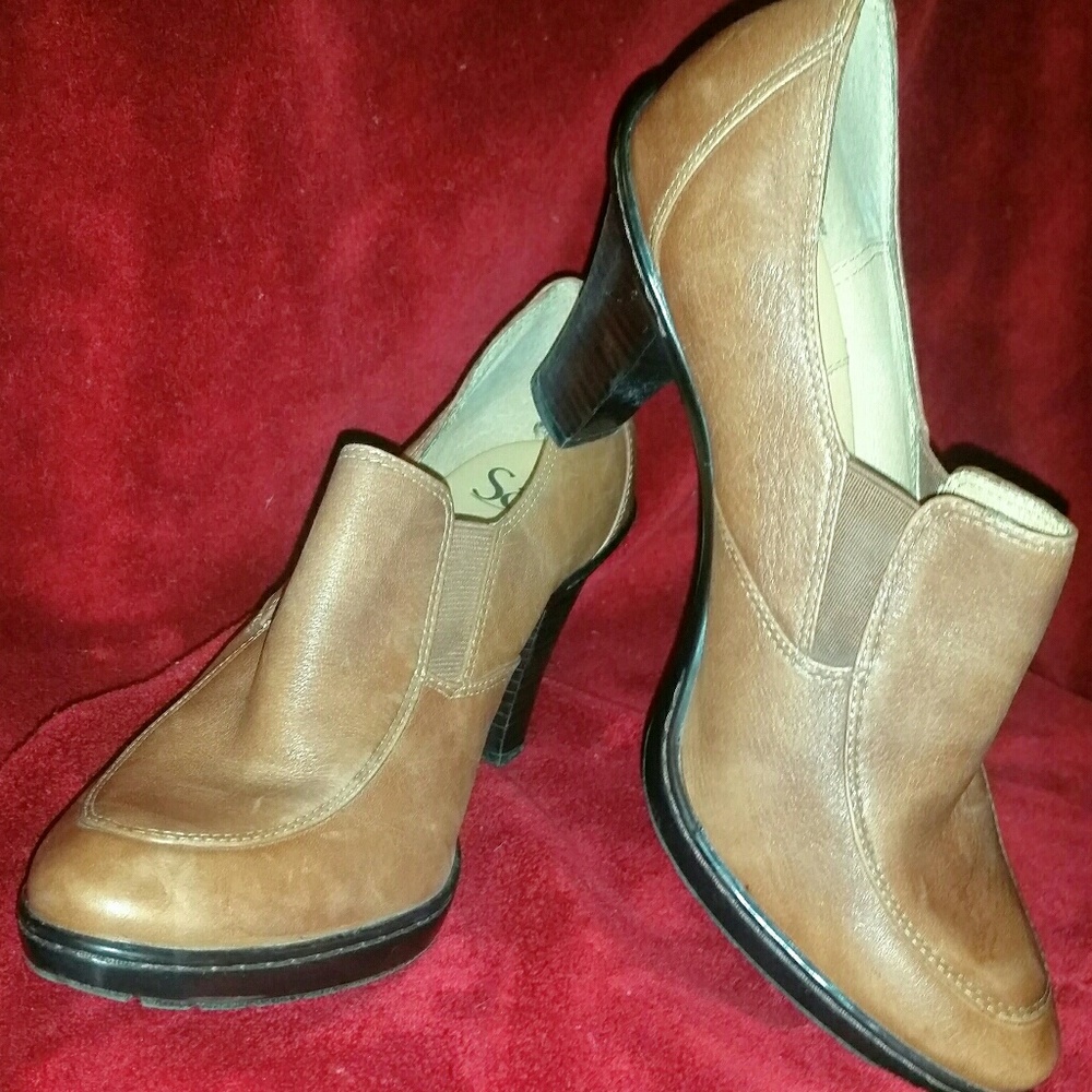 Soffit Leather Tan Ankle Shoe's